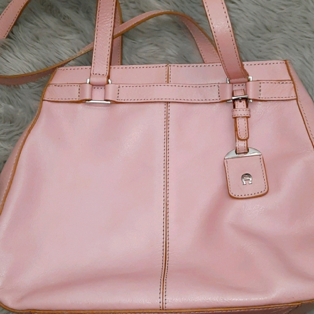 ❤Etienne Aigner pink leather bag